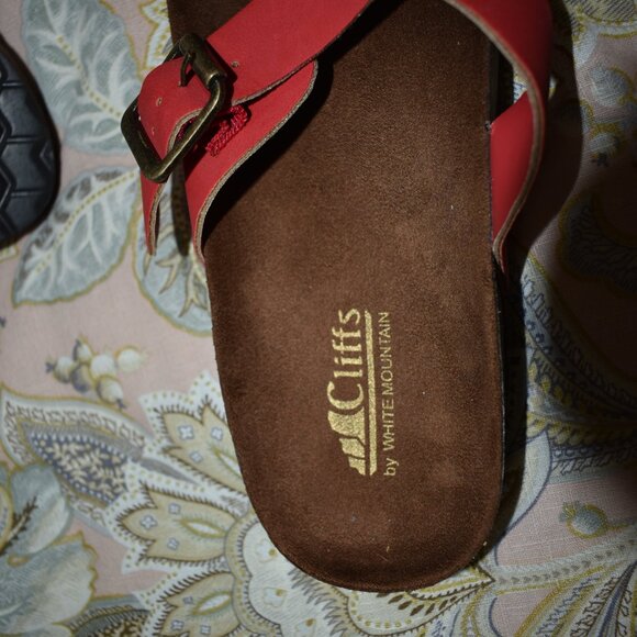 sandals - Picture 3 of 4